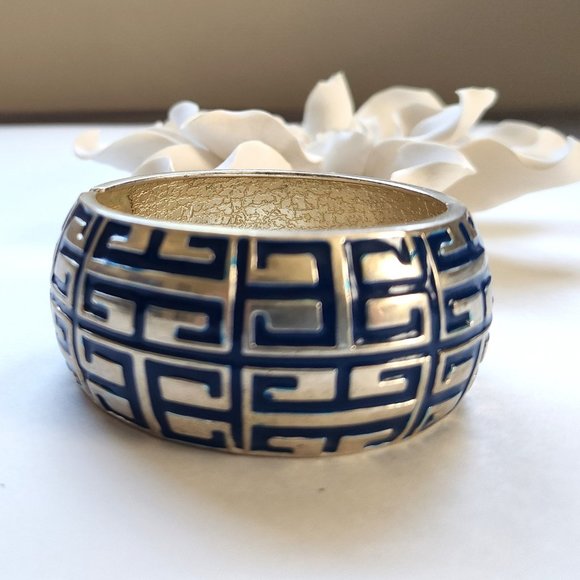 Givenchy Bracelet Blue Gold/Silver Vintage Hinged Wide Cuff 4G Retro - Picture 1 of 7